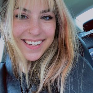 Meet your Posher, Rebecca